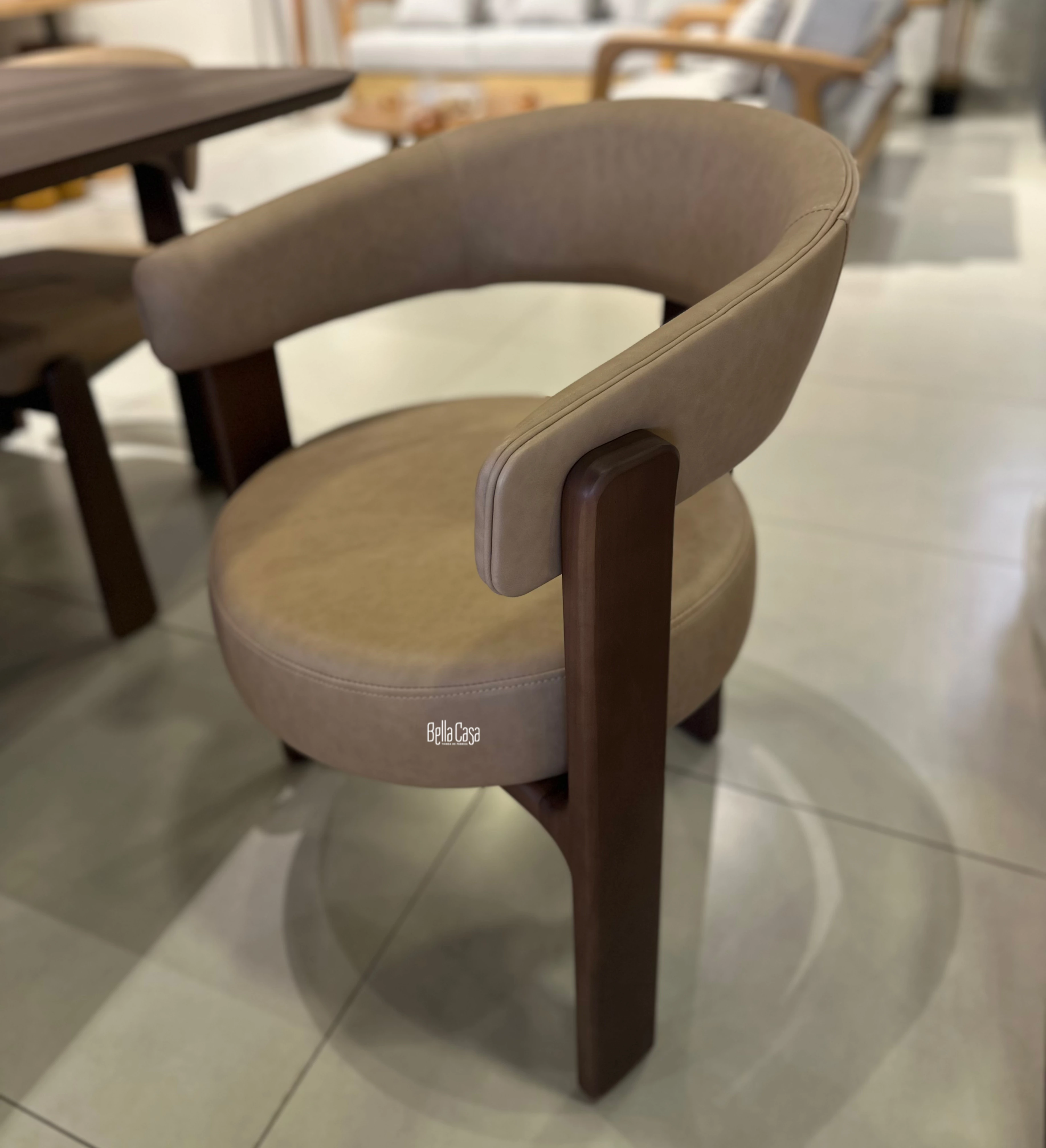 Silla Luna con posa brazo