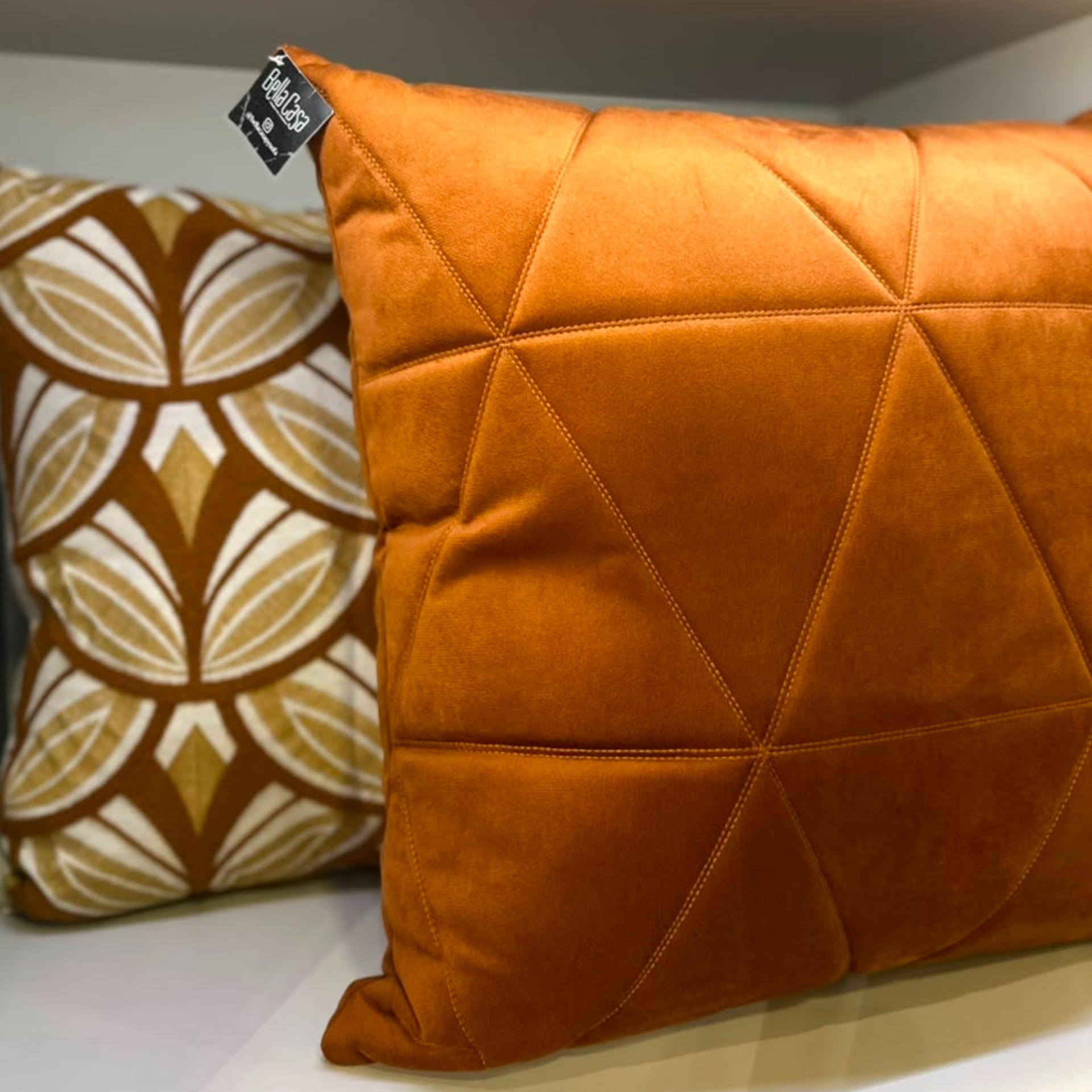 ALMOHADA DECORATIVA 52X52 TERRACOTA  - Vista 2