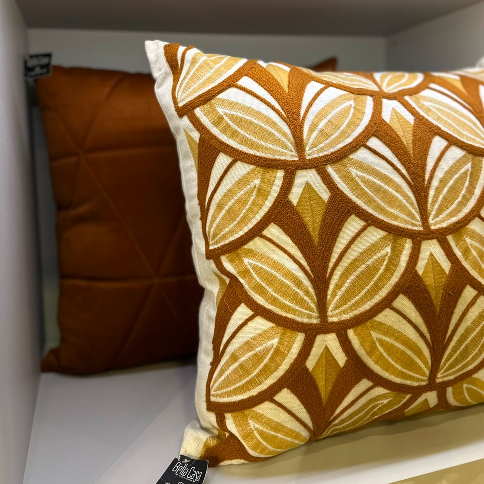 ALMOHADA DECORATIVA 52X52 TERRACOTA  - Vista 4